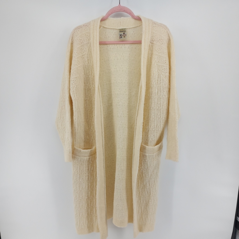 Hilda Ltd Wool Made in Iceland Long Cream Cardigan Sweater